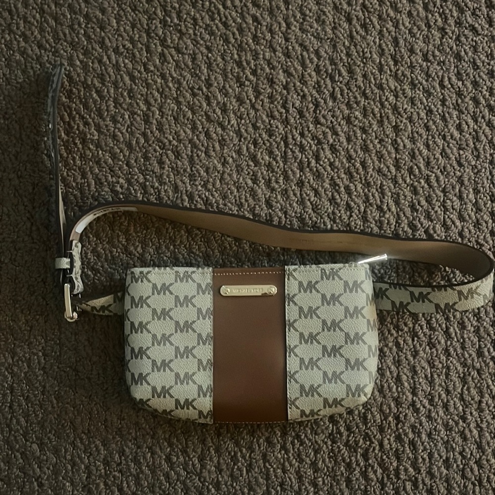 Michael Kors crossbody or Belt Bag